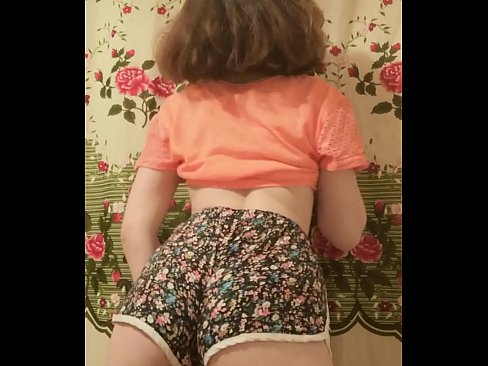❤️ Giovane pupa sexy fa uno striptease riprendendo i suoi pantaloncini alla telecamera ❤️ Pornoal it.marketapp.top